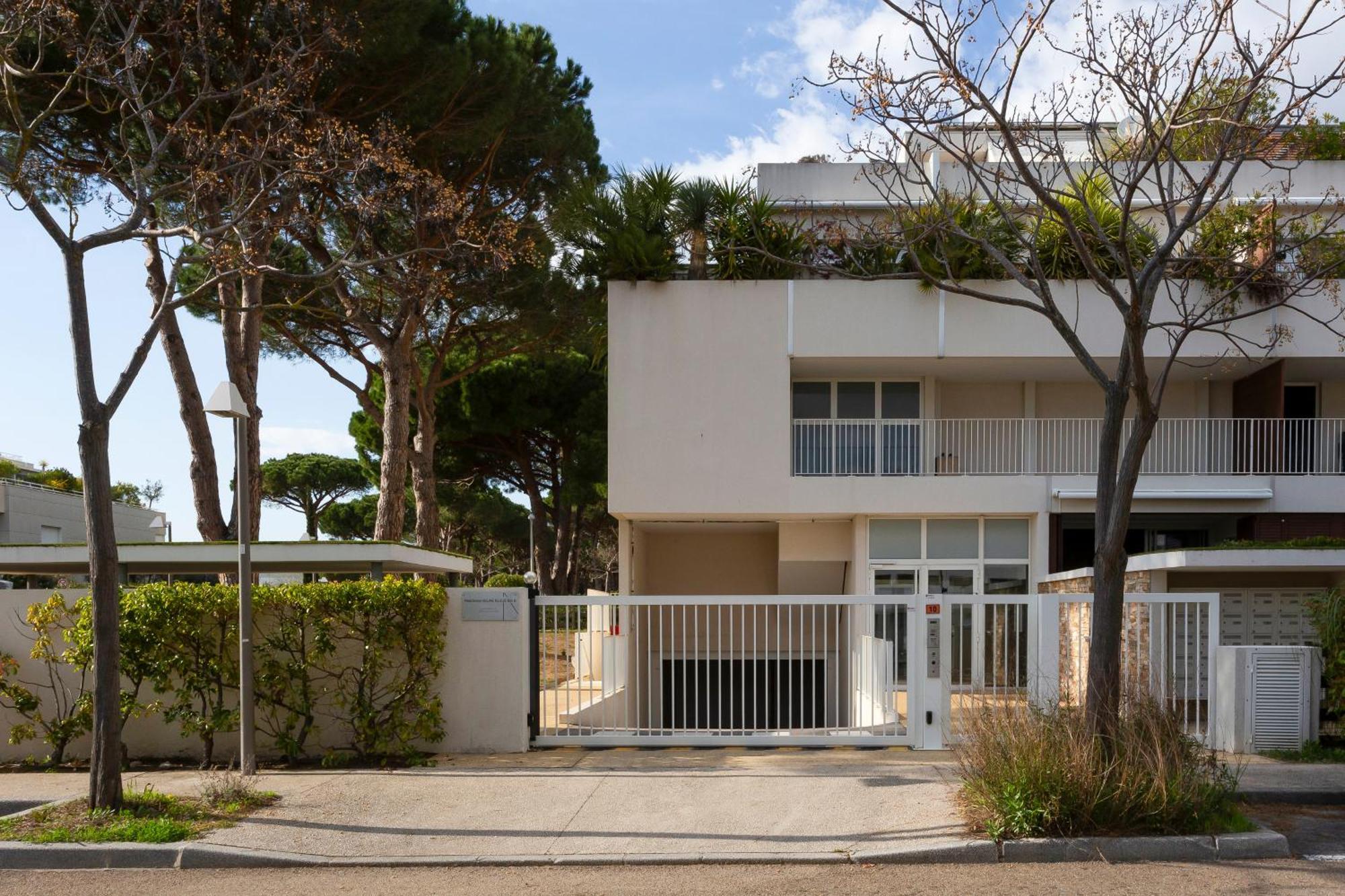 Chez Martin - Spacieux Appartement Climatise Proche De La Plage Ла-Гранд-Мот Экстерьер фото
